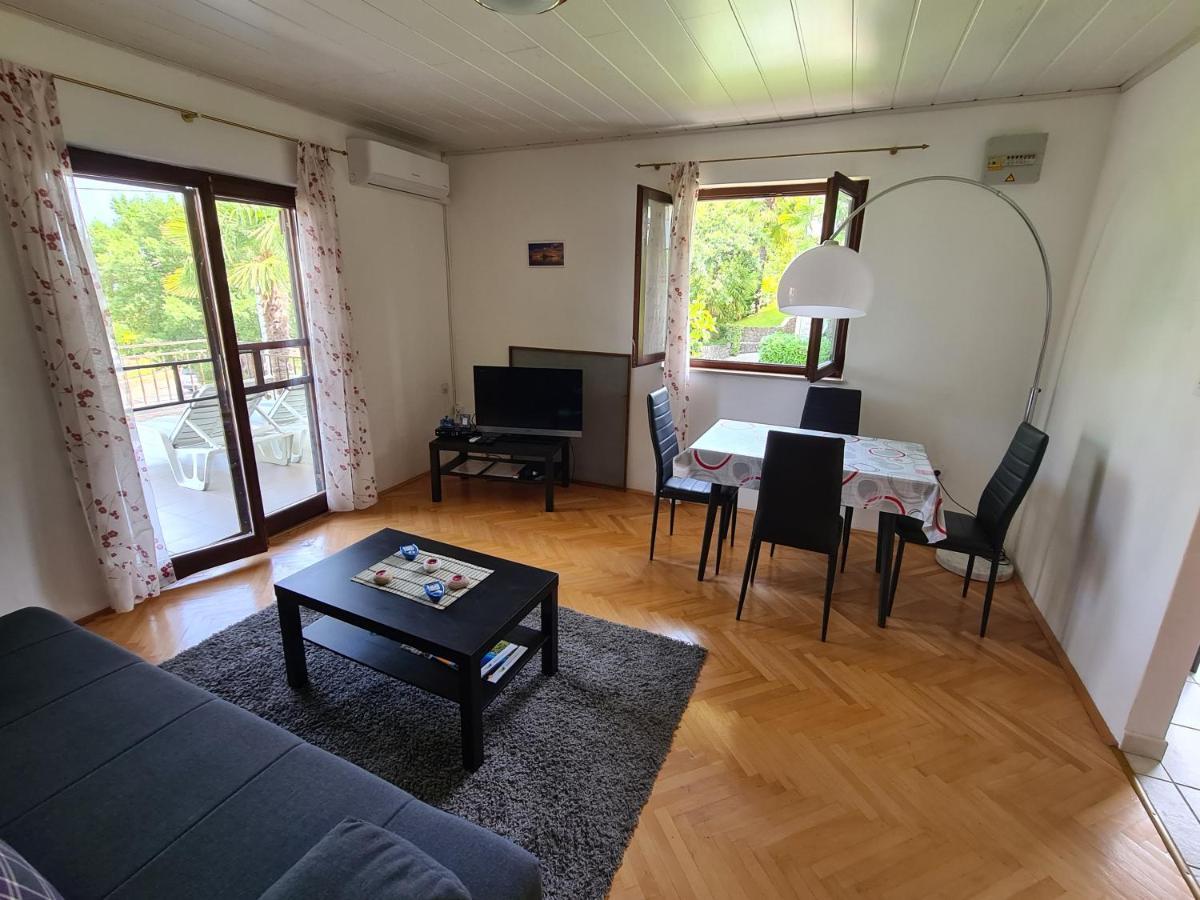 Apartman Tamy Малинска Екстериор снимка